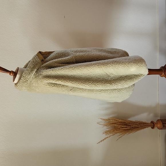 Basin + Range Mixed Fabric Sherpa Jacket - Picture 6 of 10